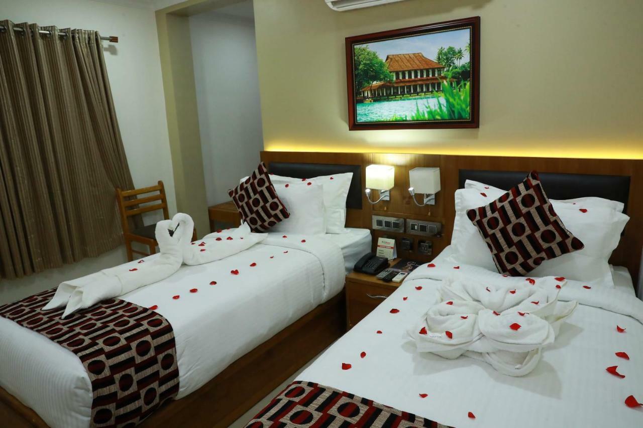Hotel Rohini International Kallār Exterior foto