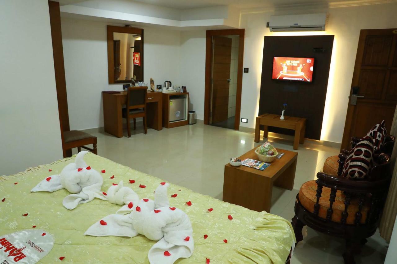 Hotel Rohini International Kallār Exterior foto